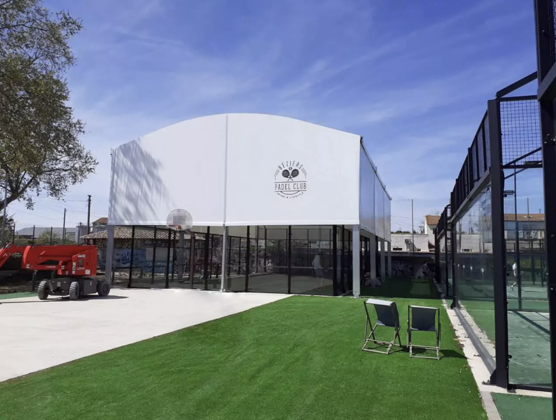 Überdachung Varianten – Projektbeispiele für Padel